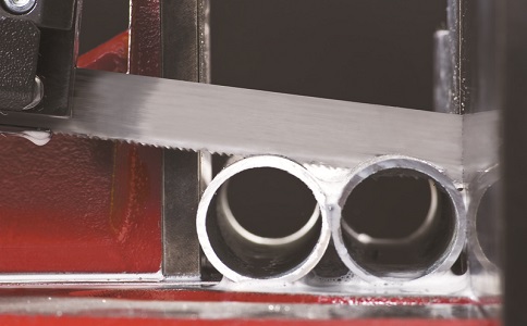 合肥锯切金属材料时出现卡带锯条原因以及处理方法？