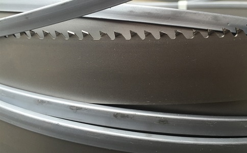 合肥折叠打开不当，会给带锯条带来哪些损伤？